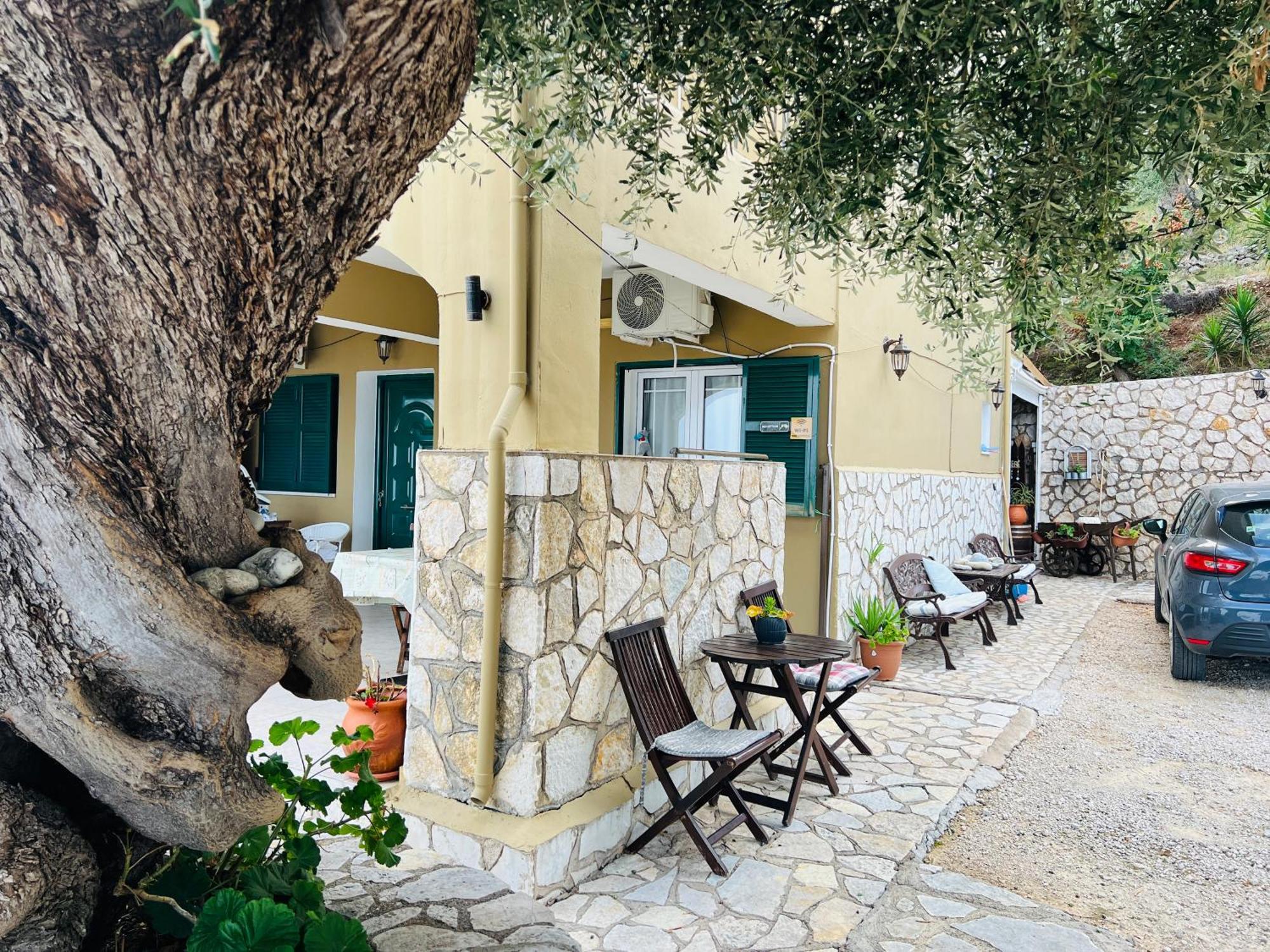 La Casa D' Irene (Adults Only) Hotel Áyios Nikítas Eksteriør billede